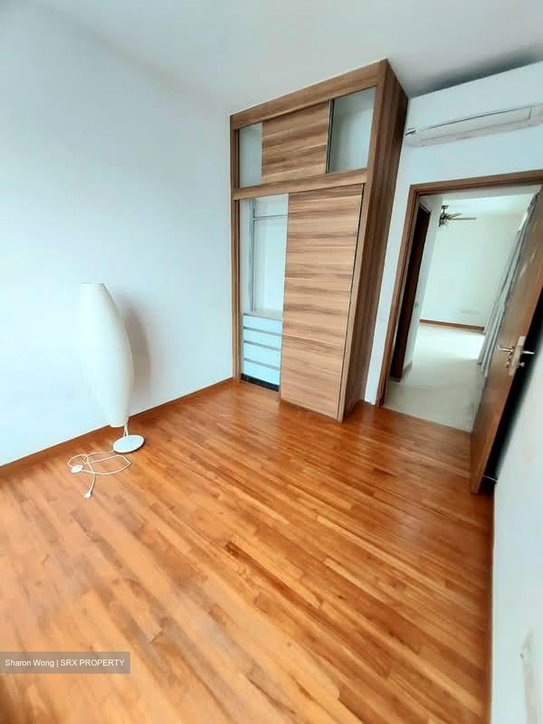 Waterfront Key (D16), Condominium #557691001